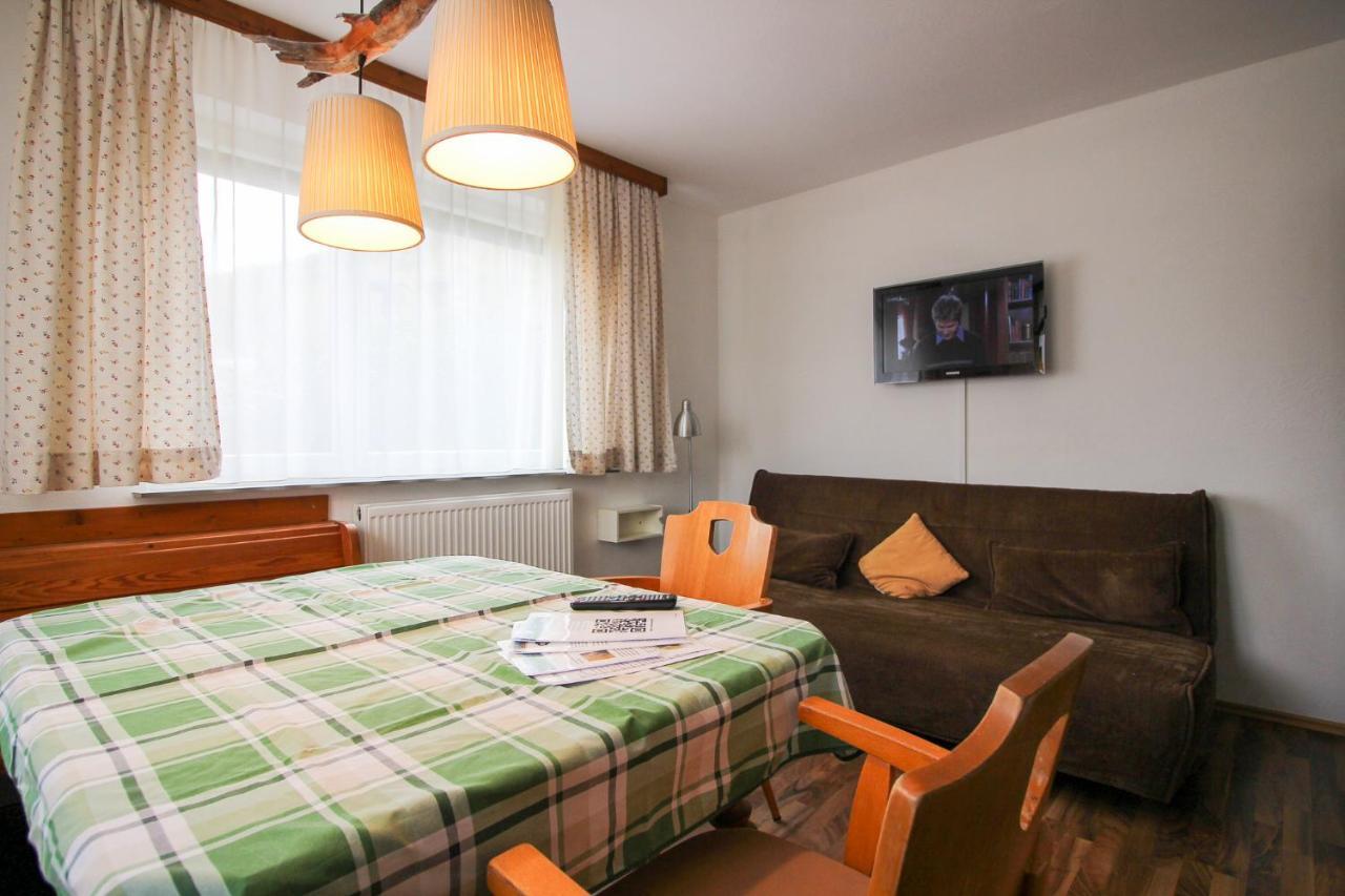 Haus Kinspergher インスブルック エクステリア 写真